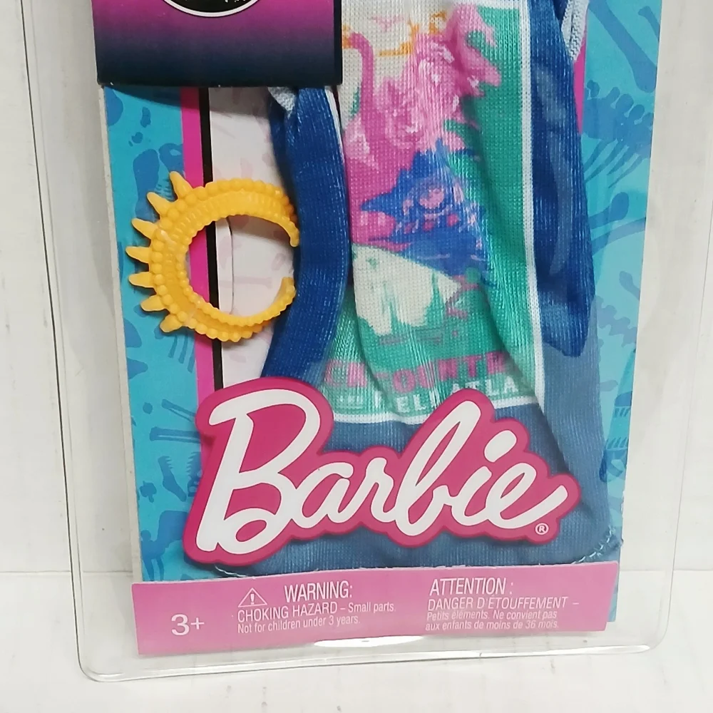 Barbie Jurassic World Fashion Pack - Picture 3 of 6